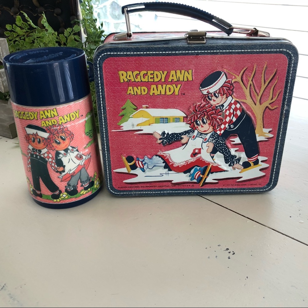 Vintage Rare Raggedy Ann & Andy lunch box 1973